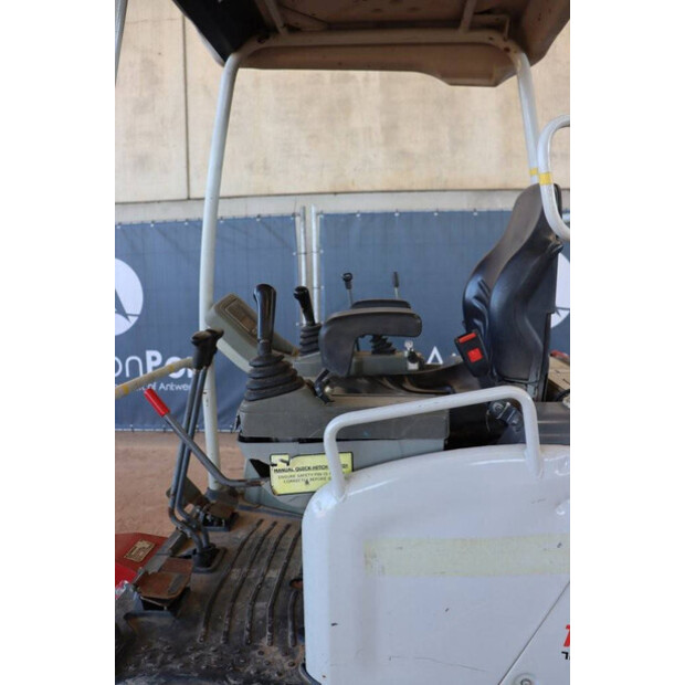 2014 TAKEUCHI TB216-41741608