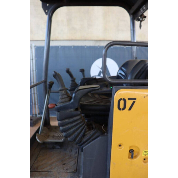 2018 Volvo EC15D-41741741
