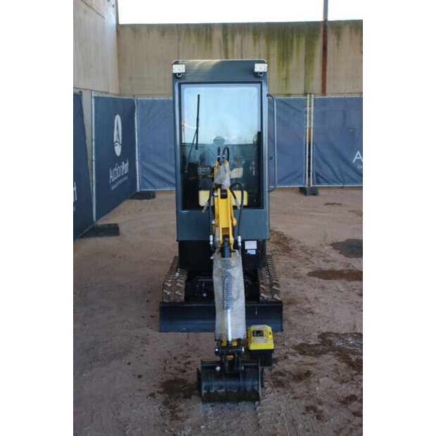 2024 إيه جي تي إندستريال QH13R-41741757
