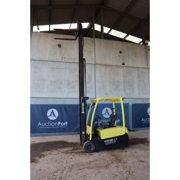 2017 Hyster J2.0XNT LWB-41742061