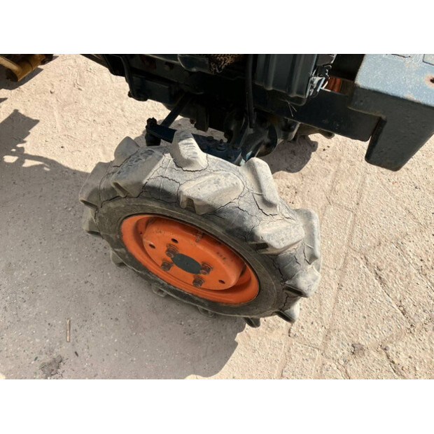 KUBOTA B5000-41742780