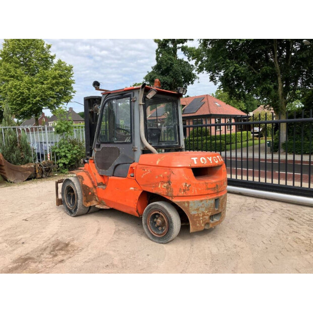 2010 Toyota 7FDU45-41742828