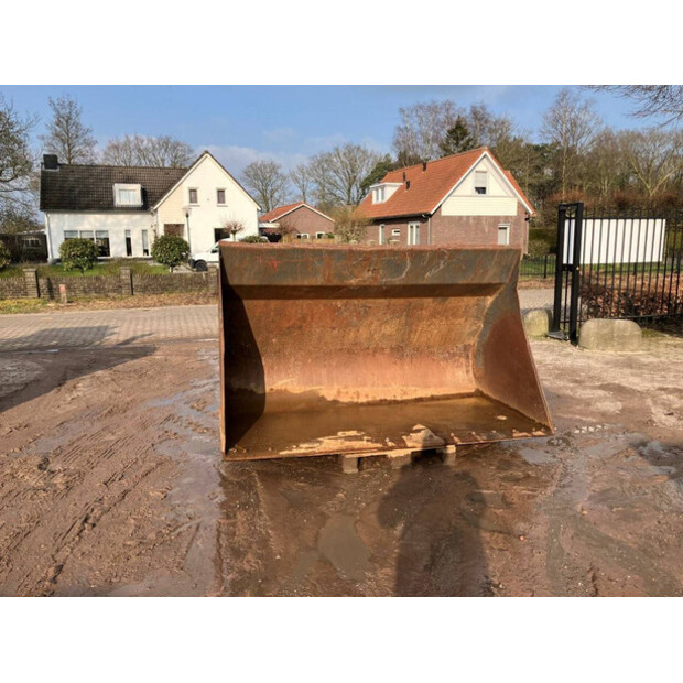 Volvo OTHERS-41743030