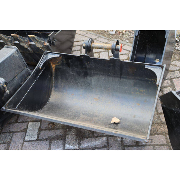 2015 YANMAR VIO80-41743304