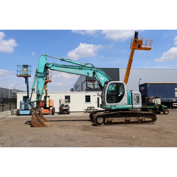2000 KOBELCO SK235SR-41743908