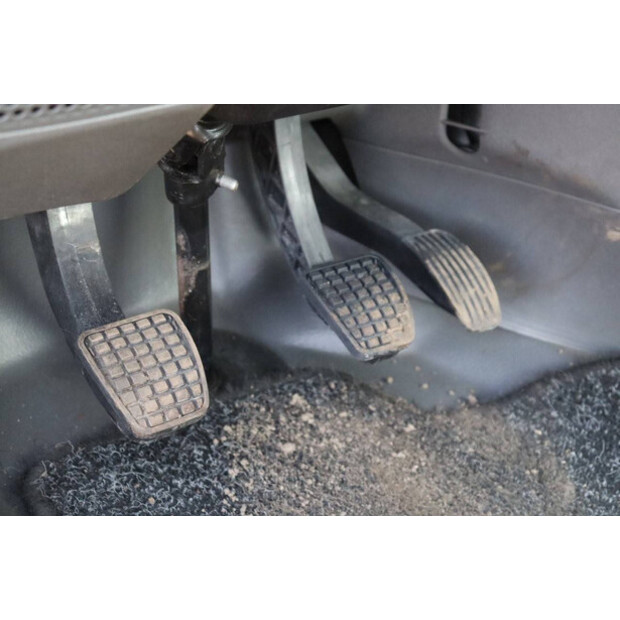 2013 Iveco 35C17-41744268