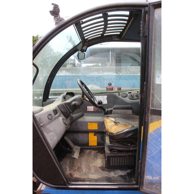 New Holland LM425-41744444