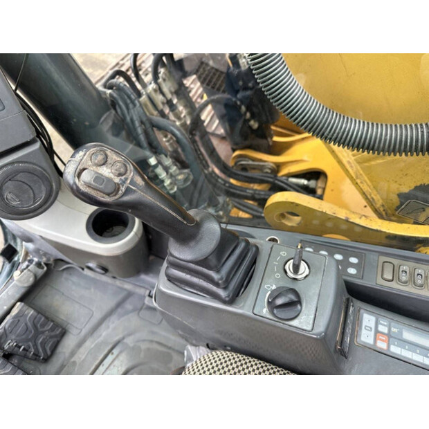 2008 Caterpillar 323DL-41745665