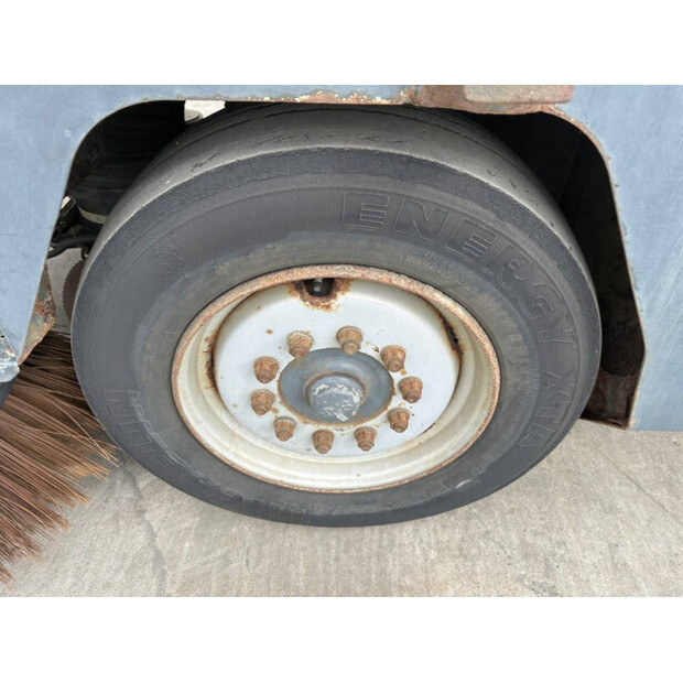1995 RAVO 5002-41746242