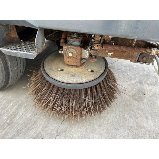 1995 RAVO 5002-41746252