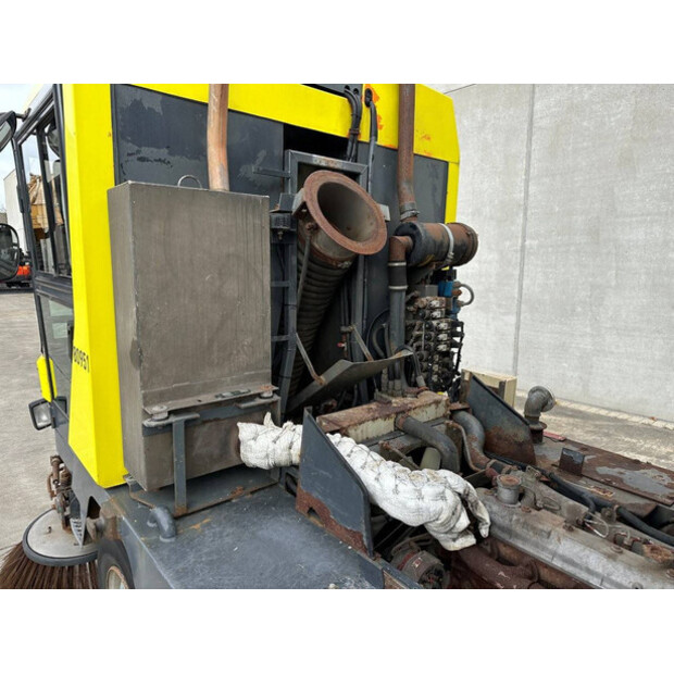 1995 RAVO 5002-41746284