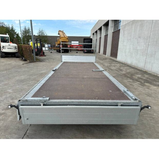 2022 Tack T2-41746353