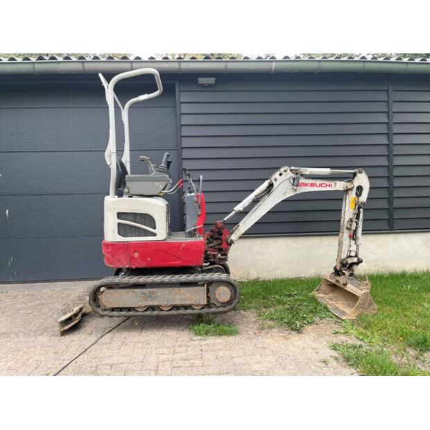 2017 TAKEUCHI TB210R-41747193