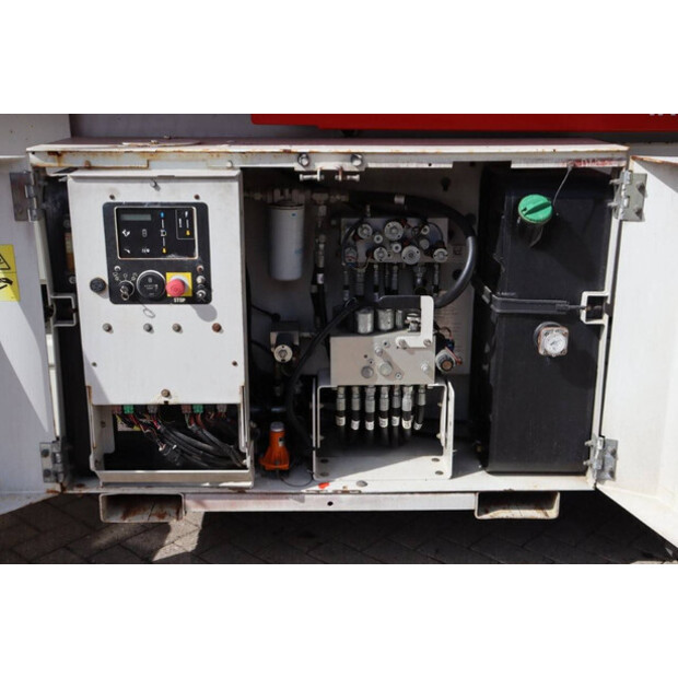 2012 Genie GS-2669RT-41747963