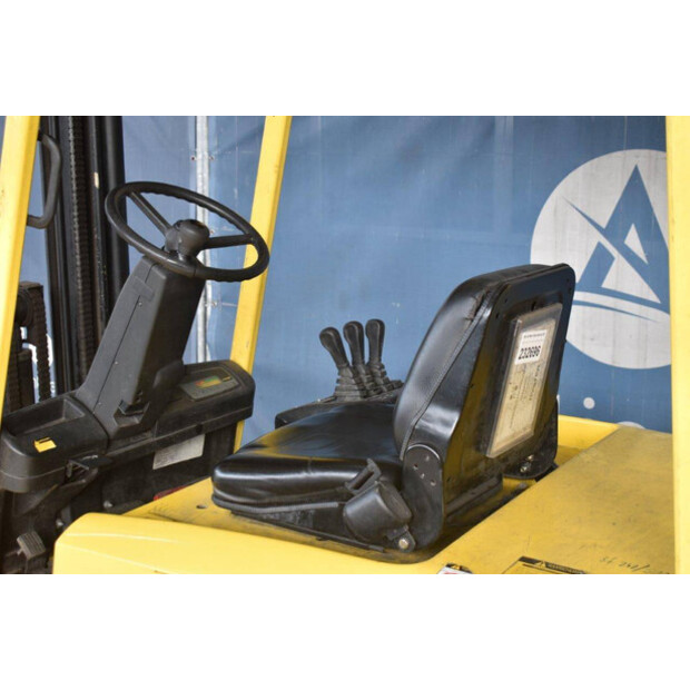 2000 هايستر E3.20XM-41748550