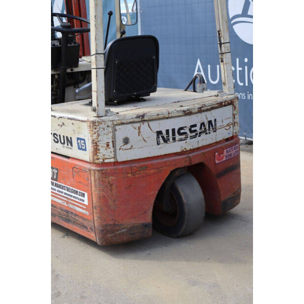 NISSAN Datsun 15 NA0YL15U-41750247
