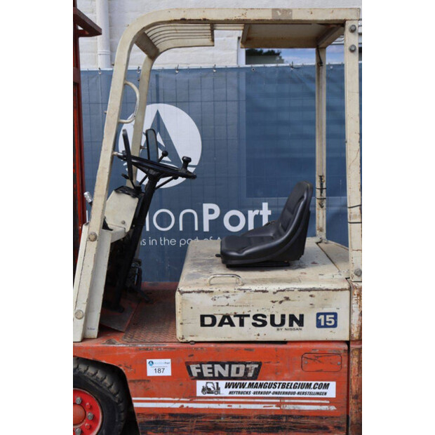 NISSAN Datsun 15 NA0YL15U-41750251