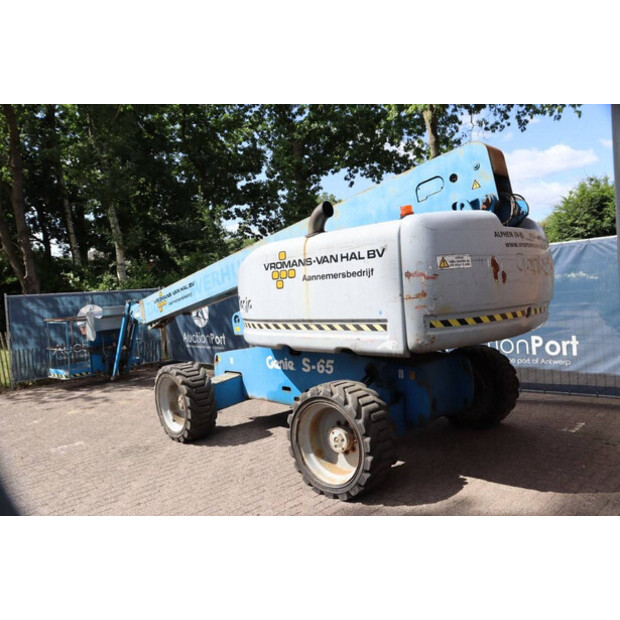 2005 جيني S-65-41750668