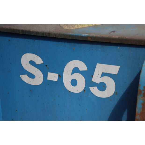 2005 جيني S-65-41750683