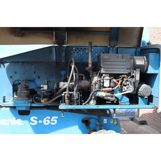 2005 جيني S-65-41750691