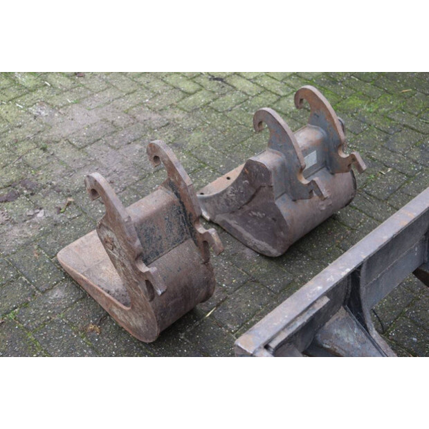 2014 TAKEUCHI TB216-41750954