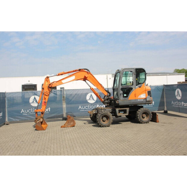 2015 Doosan DX55W-41751216