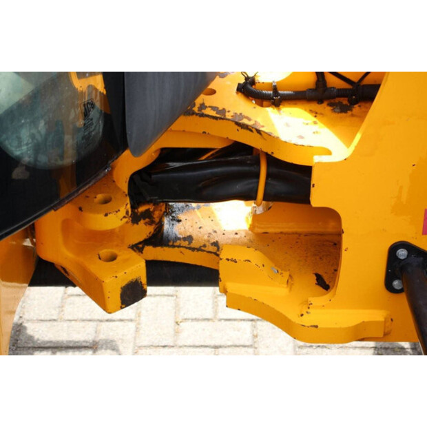 2017 JCB 406 T4-41751275