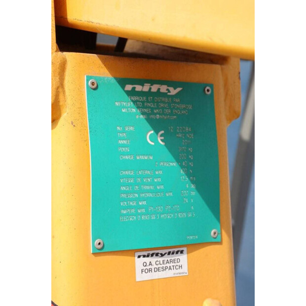2011 نيفتي HR12NDE-41751305