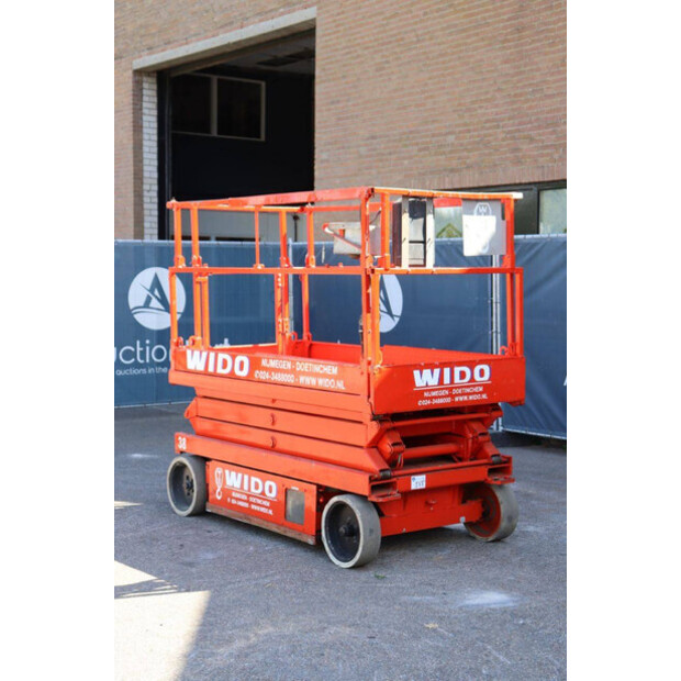 2004 سكايجاك SJ4620-41751644