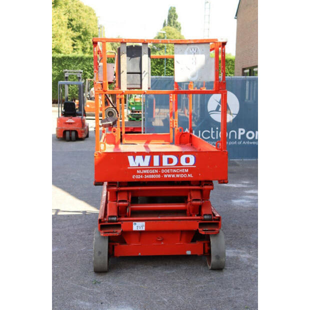 2004 سكايجاك SJ4620-41751645