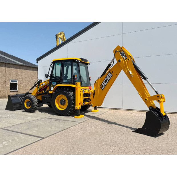 2024 JCB 3DX-41764261