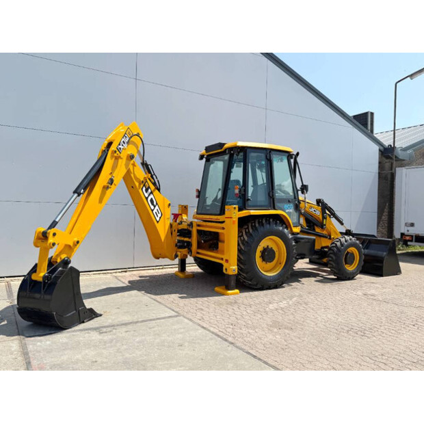 2024 JCB 3DX-41764263