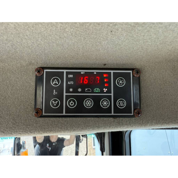2024 JCB 3DX-41764270
