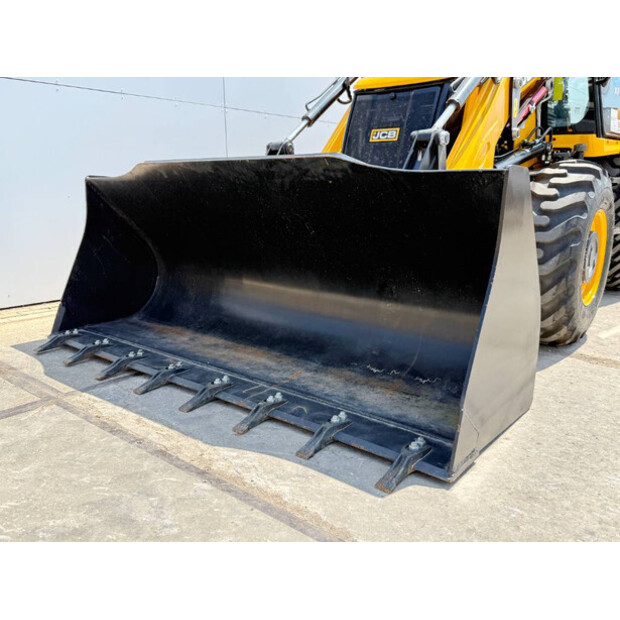 2024 JCB 3DX-41764271