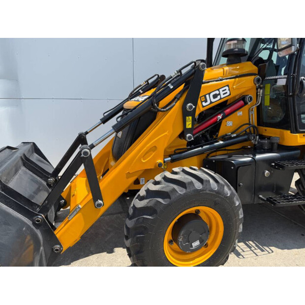2024 JCB 3DX-41764274