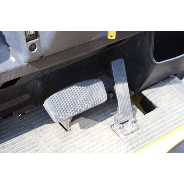 2001 Yale GLP16AF2026-41764560