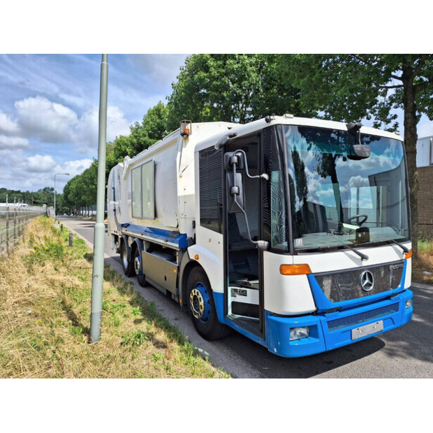 2009 Mercedes-Benz Econic-41764725