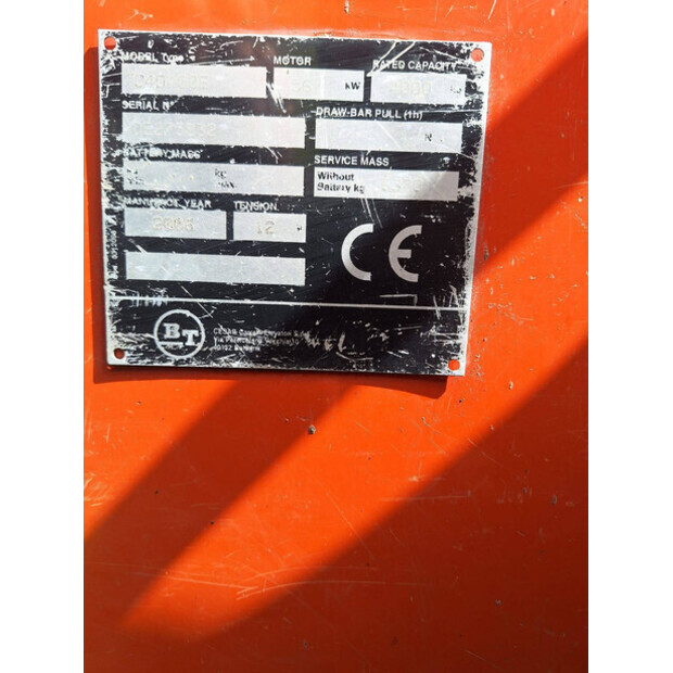 2006 BT C4D400E-41764974