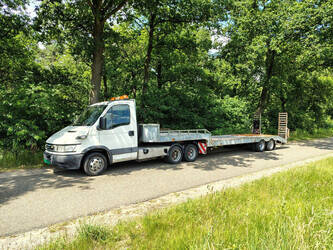 Image de VÉHICULES UTILITAIRES 2005 Iveco Daily 40c17