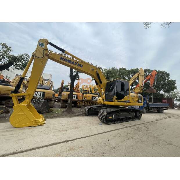 2022 Komatsu PC200-8-41765310