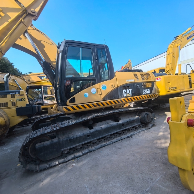 2021 Caterpillar 325D-41766558