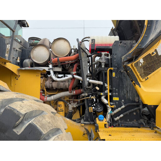 2016 Caterpillar 972M-41767190