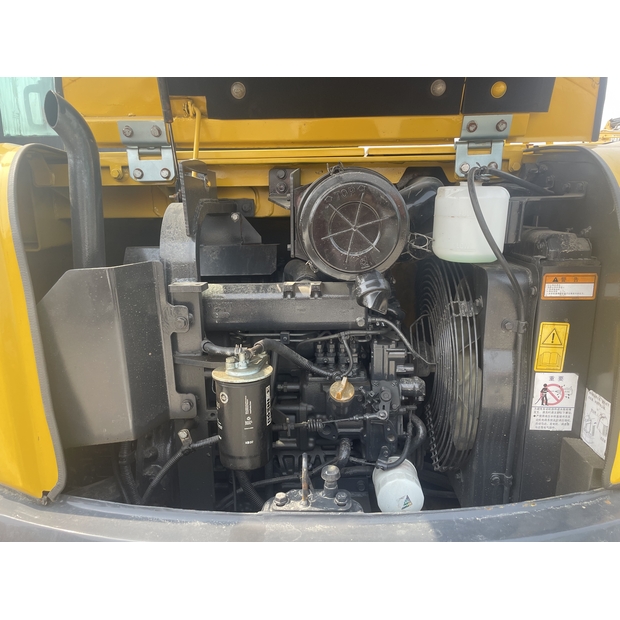 2023 Komatsu PC56-41783687
