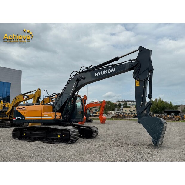 2024 Hyundai R225LC-9S-41787149