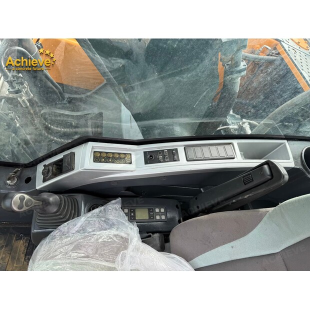 2024 Hyundai R225LC-9S-41787177