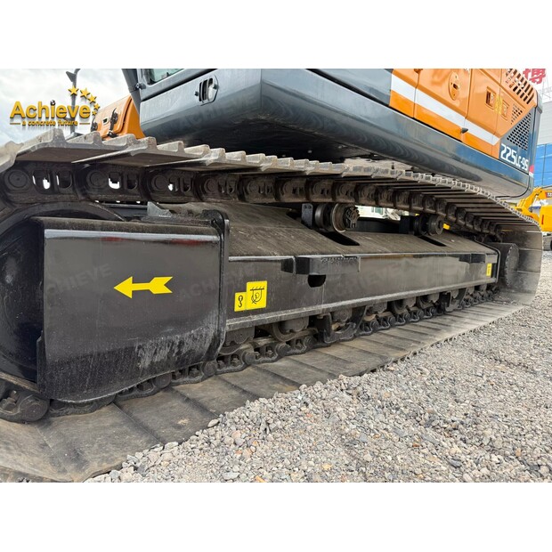 2024 Hyundai R225LC-9S-41787182