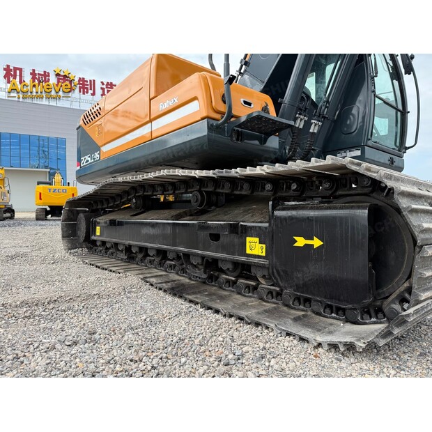2024 Hyundai R225LC-9S-41787185