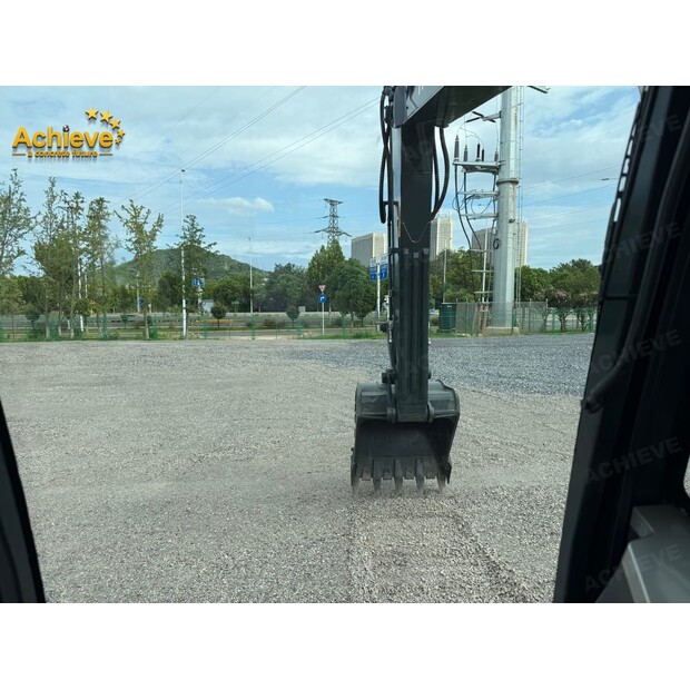 2024 Hyundai R225LC-9S-41787187