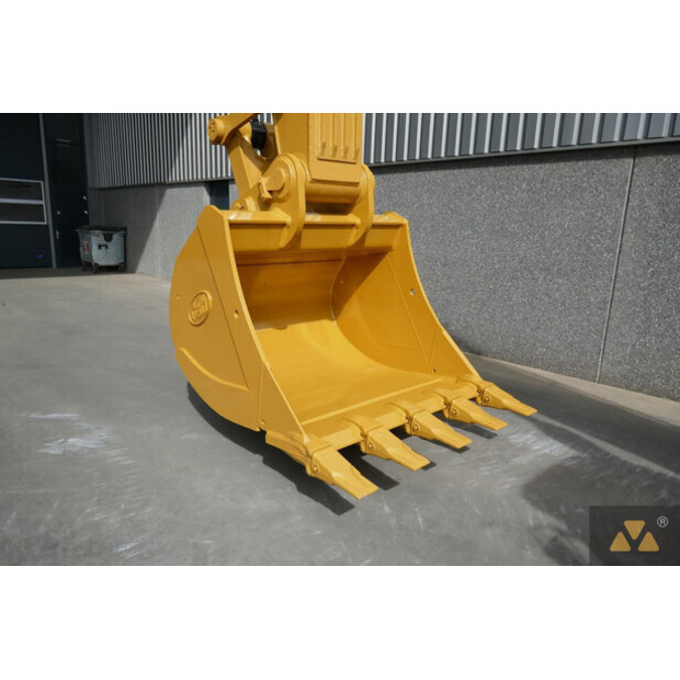 2015 Caterpillar 352FL-41787720