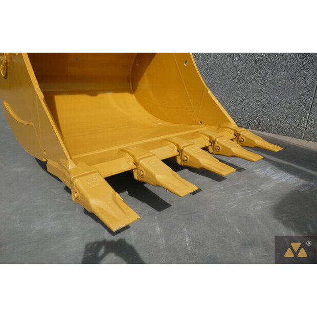 2015 Caterpillar 352FL-41787725